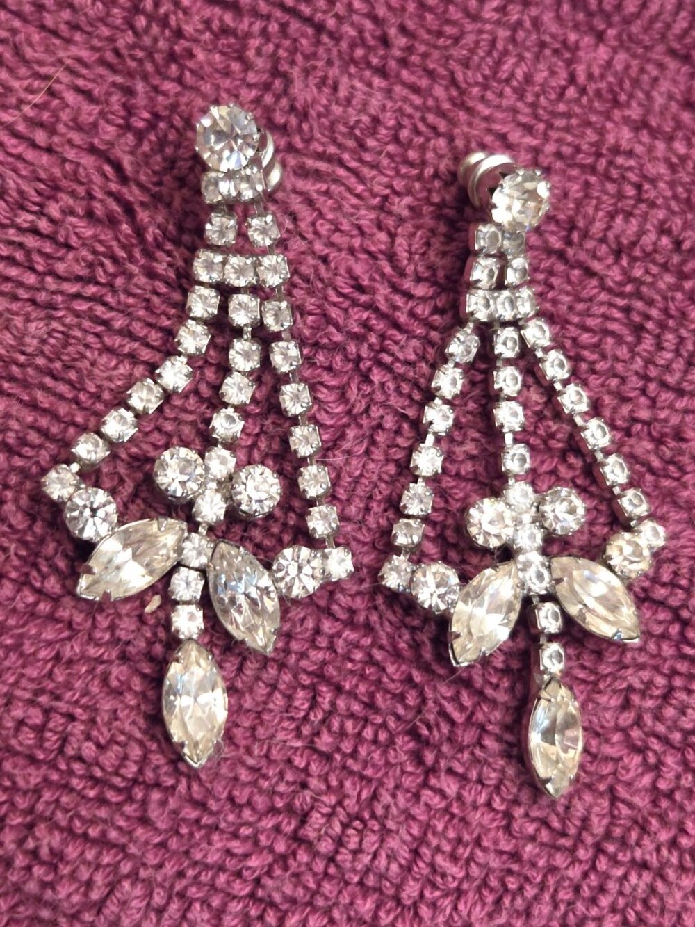 Vintage Silvertone Rhinestone Chandelier Drop Earrings EUC